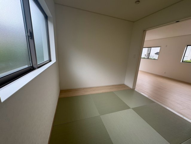狭山市柏原　新築分譲　西武新宿線『狭山市駅』バス19分　【柏原小学区】の和室