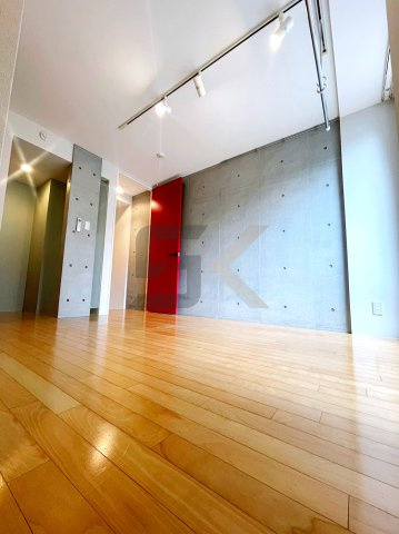 【居間・リビング】 | Branche西新宿East | 別号室の写真です