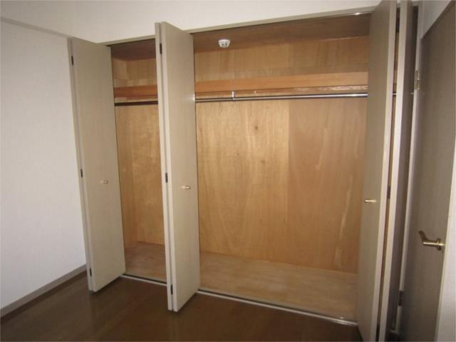 川崎市多摩区菅馬場２丁目の賃貸マンションの収納|クローゼット内部