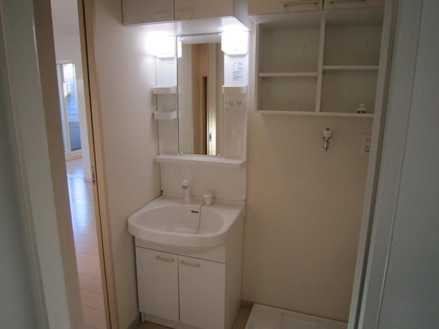 ＷＥＳＴ　ＡＺＡＢＵ　２７９１の洗面所