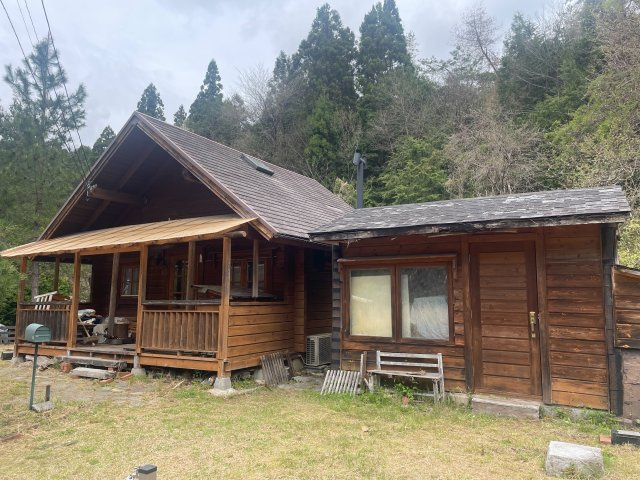 京北下町　中古戸建の外観|外観です