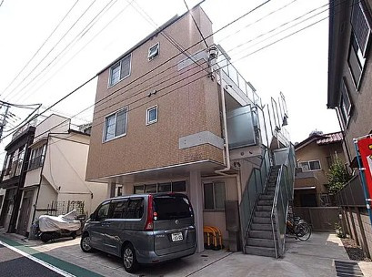コート追分のエントランス