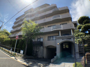 グレース甲陽園の外観