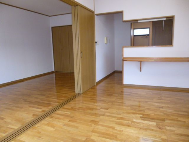 エリーナ長住の居間・リビング