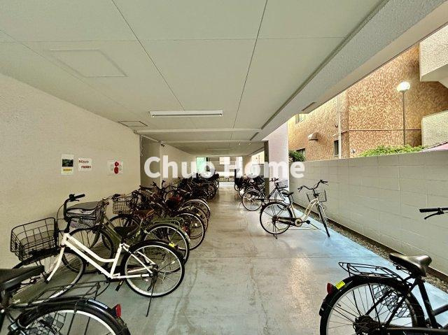 アルカディア錦糸町の駐輪場|【自転車置き場】最新の空き状況や費用などの詳細は担当スタッフまでお問い合わせください。