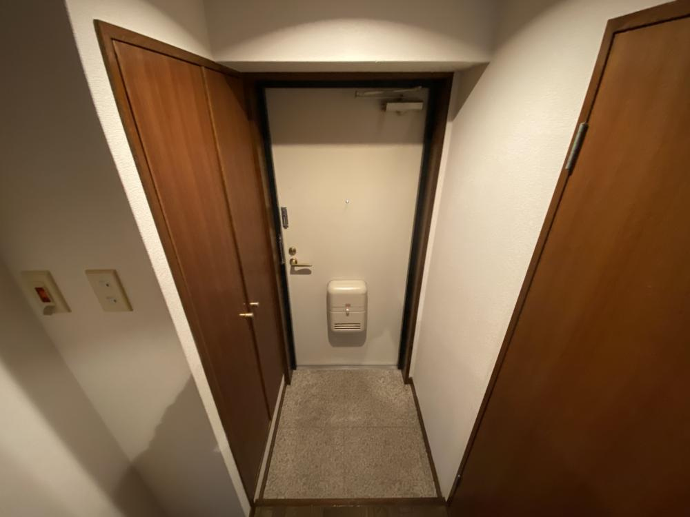SEPIA西宮北口の玄関