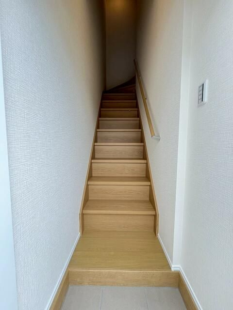 メゾン　トールモンド八千代中央の玄関