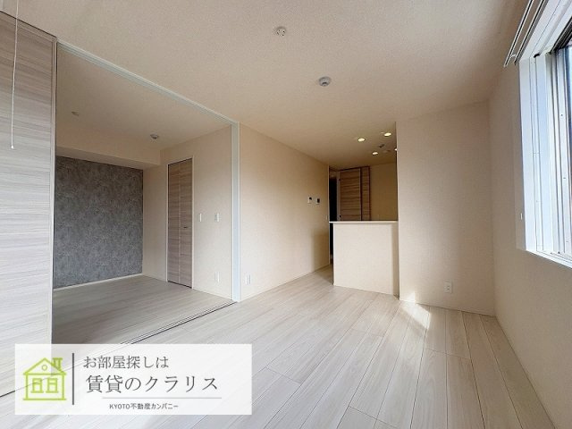 D-レジデンス二条の居間・リビング