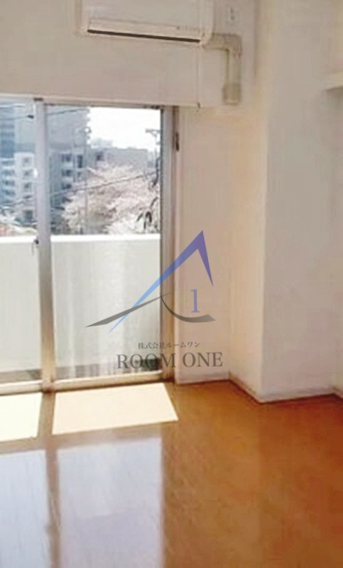ドルチェ東京押上ツインズ弐番館の居間・リビング|洋室のお部屋です。