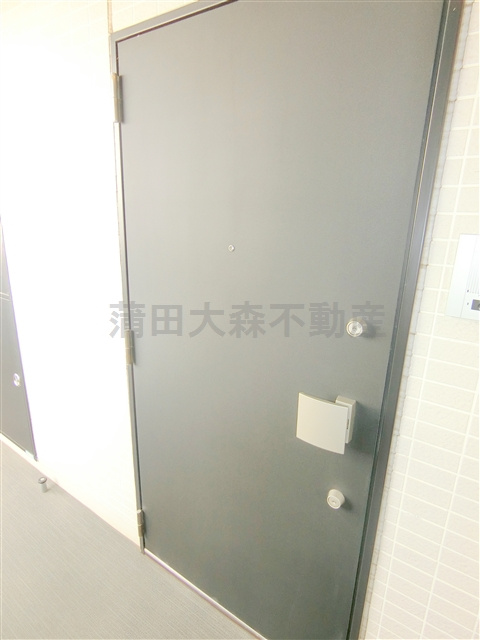 メイクスデザイン蒲田ウエストの玄関
