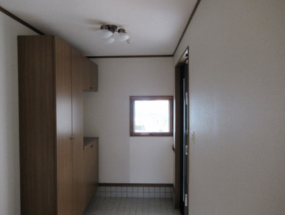 茨曽根戸建住宅の玄関
