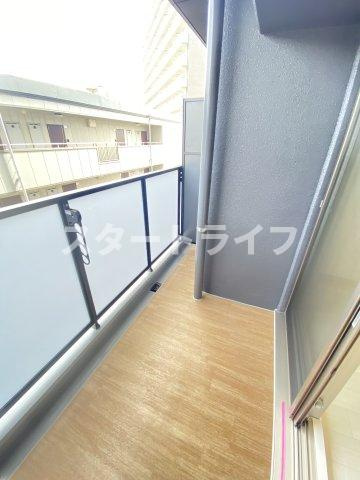 大阪市東淀川区西淡路４丁目の賃貸マンションのバルコニー