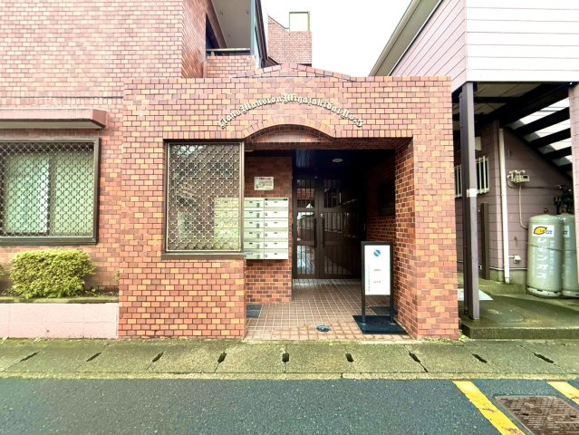 ライオンズマンション宮崎台第5の外観|丁寧に管理された外観が良好な住環境を感じさせます。