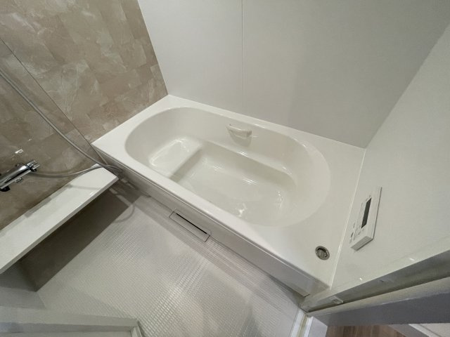ベルアントレ西宮の浴室