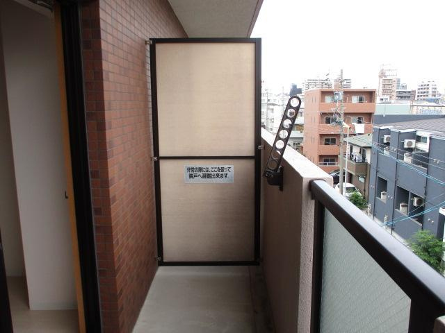 名古屋市中川区八熊３丁目の賃貸マンションのバルコニー