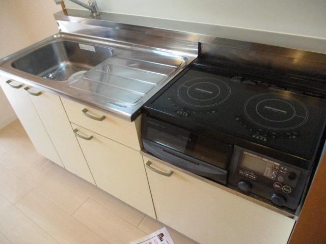 名古屋市中川区八熊３丁目の賃貸マンションのキッチン