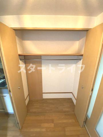 大阪市淀川区宮原１丁目の賃貸マンションの収納