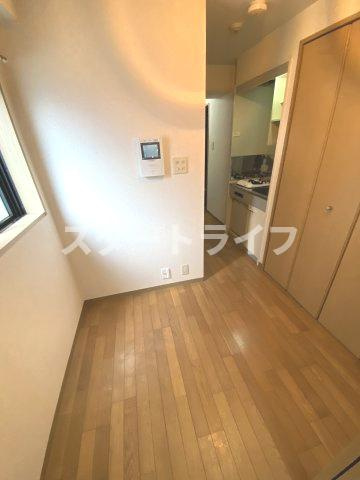 大阪市淀川区宮原１丁目の賃貸マンションの玄関