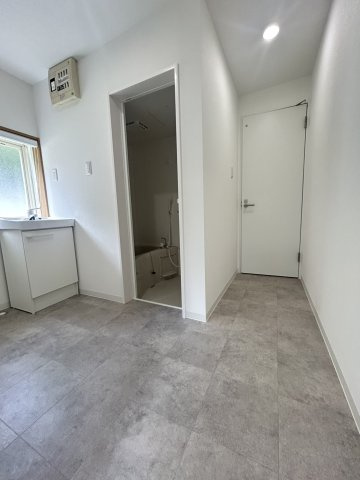 小浜一戸建ての脱衣所