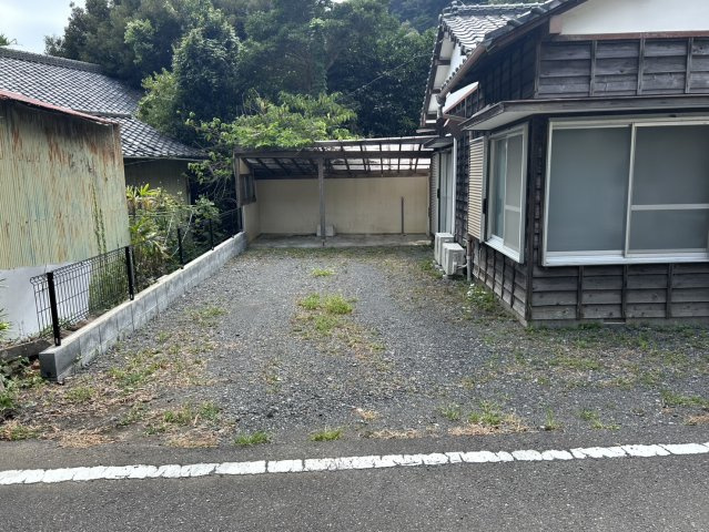 小浜一戸建ての庭