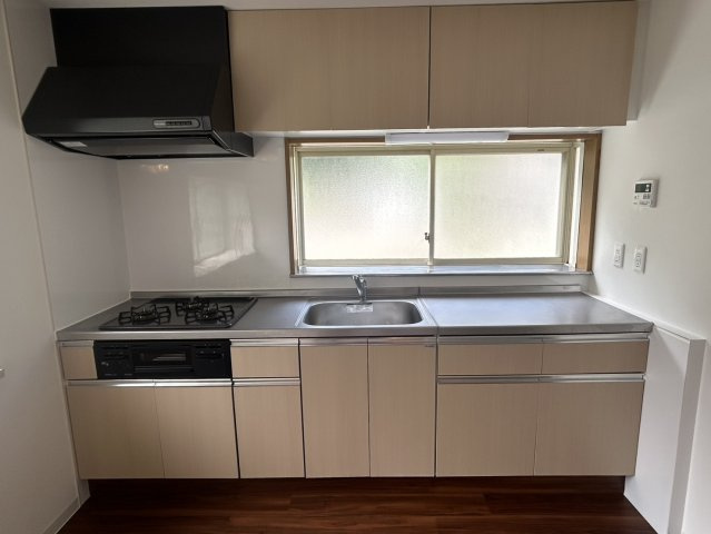 小浜一戸建てのキッチン