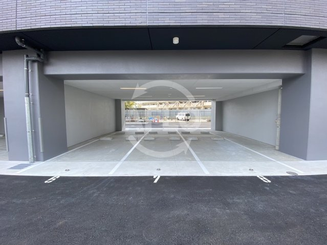 ベイサイドパークOSAKAノースレジデンシス　波除小学校区の駐車場|ベイサイドパークOSAKAノースレジデンス　駐車場