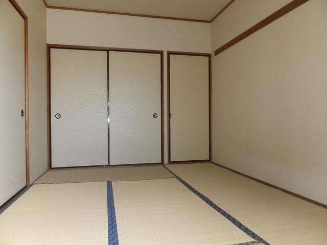 シェモーリーの寝室