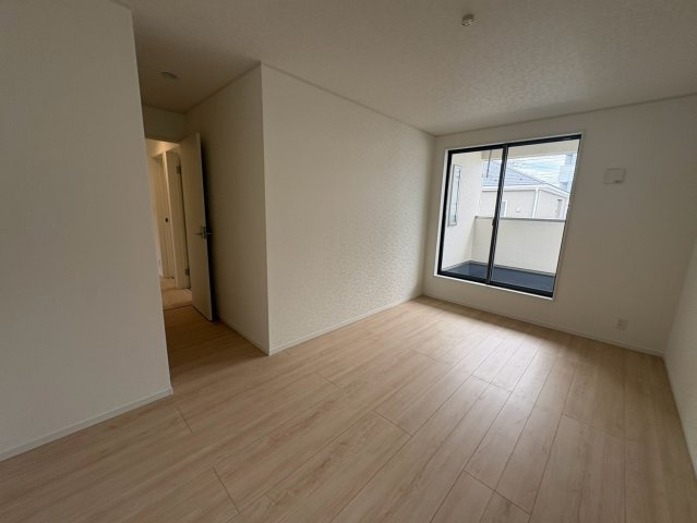 狭山市中央　新築分譲　西武新宿線『狭山市駅』徒歩23分　【富士見小学区】の洋室