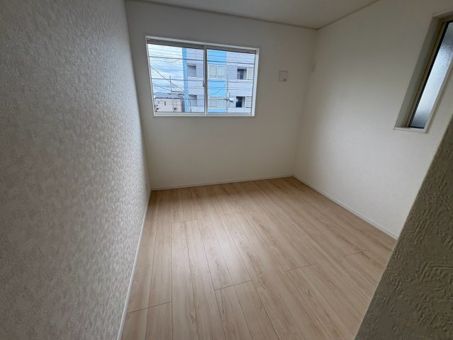 狭山市中央　新築分譲　西武新宿線『狭山市駅』徒歩23分　【富士見小学区】の洋室