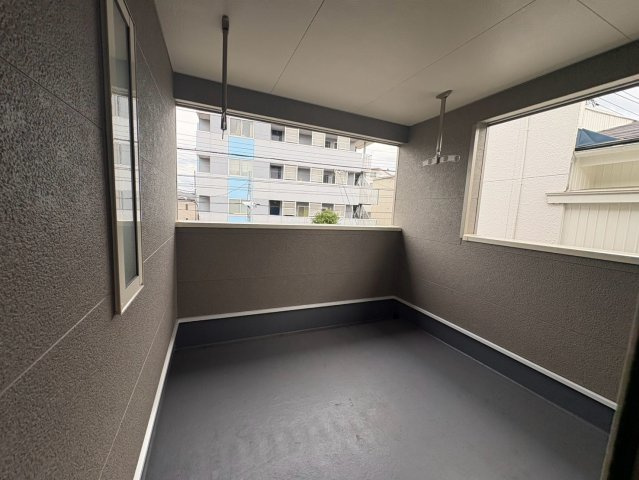 狭山市中央　新築分譲　西武新宿線『狭山市駅』徒歩23分　【富士見小学区】のバルコニー