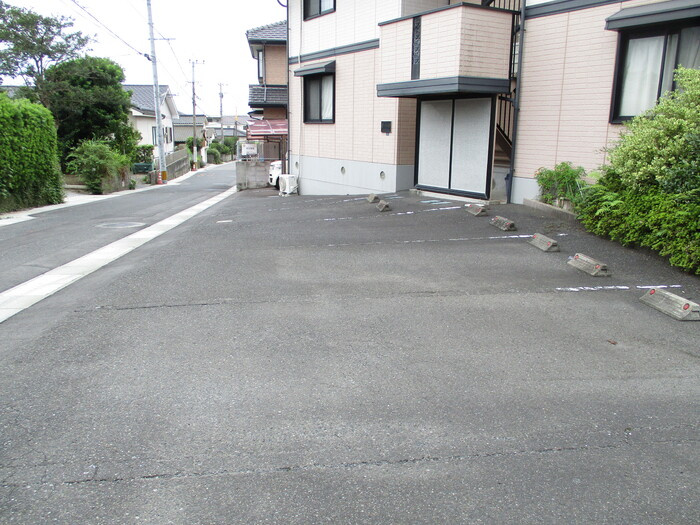 【駐車場】