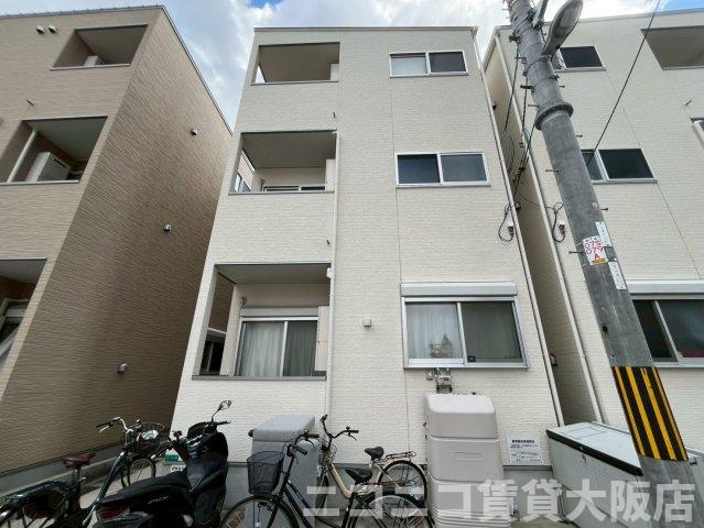大阪市淀川区十八条１丁目のアパートの外観