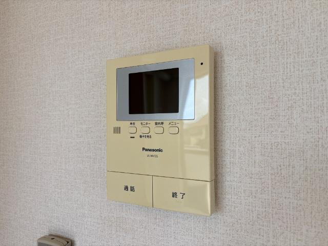 熊本市東区八反田３丁目のアパートのセキュリティ|カメラ付インターホン