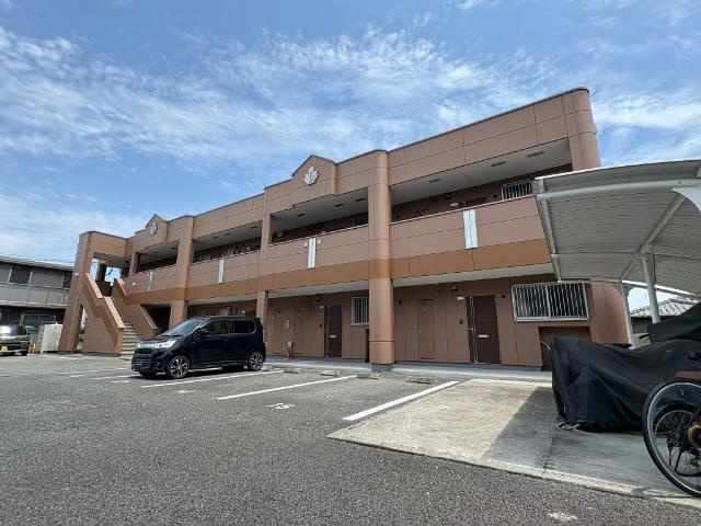 熊本市東区八反田３丁目のアパート