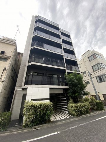 クレストコート蔵前の外観