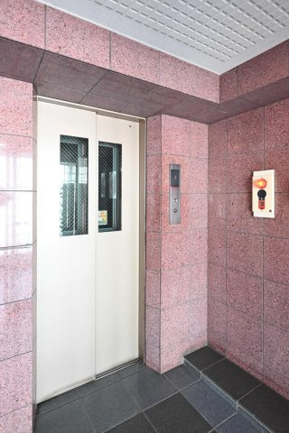 マイキャッスル目黒南のその他共用部分|マイキャッスル目黒南：エレベーターがありお部屋までの移動も楽々！