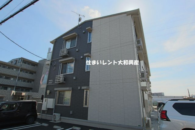 クレシェンテの外観