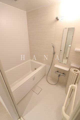 ロイヤルキャステージ恋ヶ窪の浴室|※別号室参考写真