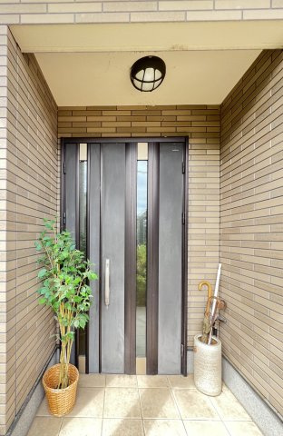 桜井市河西の玄関|落ち着いた玄関
