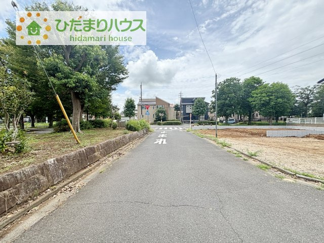 【前面道路含む現地写真】 | 龍ケ崎市平台7期　新築戸建　1号棟