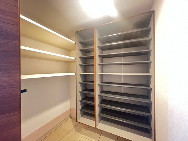 ナンノ第27号館の収納