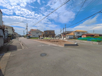 【前面道路含む現地写真】 | 名古屋市港区船頭場２丁目905【仲介手数料無料】新築一戸建て　1号棟