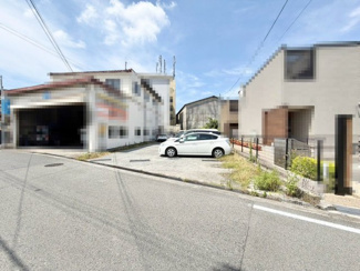 【前面道路含む現地写真】 | 自由設計対応ですので、お好きな間取りで個性あふれる住まいにしてくださいね！