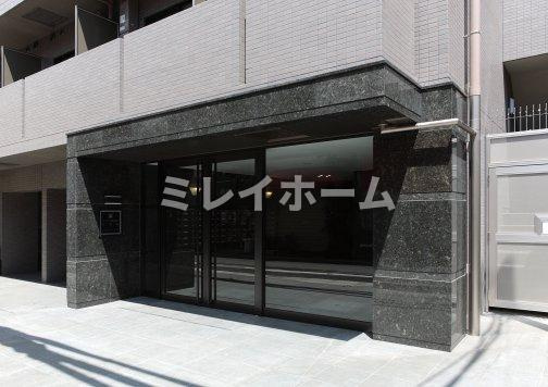 ルーブル西蒲田弐番館のエントランス