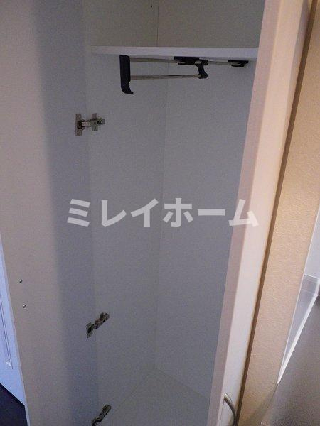 ルーブル西蒲田弐番館の収納|同建物内、別のお部屋の参考写真になります。