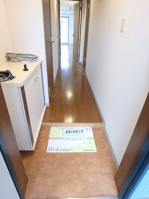 リッシュ・ヴェール　サカエの玄関