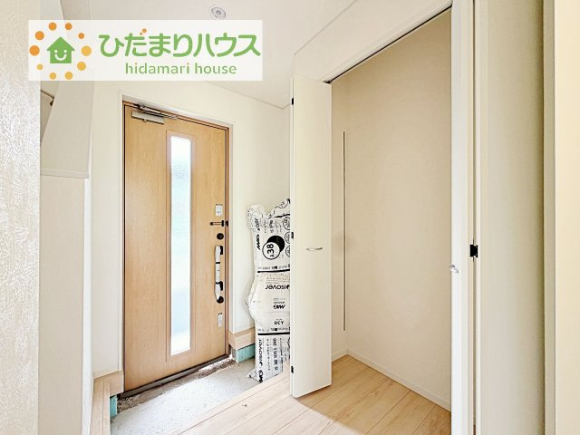 【玄関】 | つくば市安食第2　新築戸建 | 家族の靴をたっぷり収納！大型シューズクローゼット付き(^^♪
