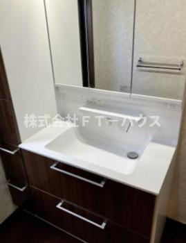 西習志野戸建の独立洗面台