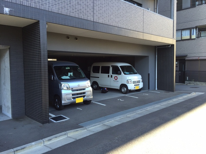 Chlorisの駐車場