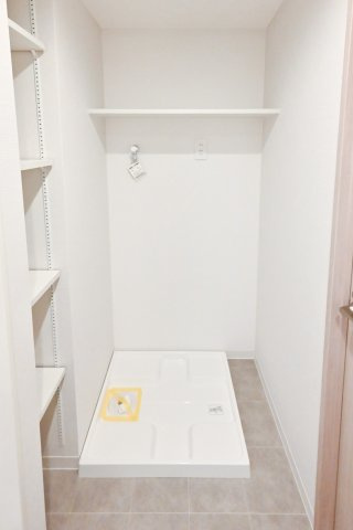ライオンズガーデンときわ台の洗面所|ライオンズガーデンときわ台：洗面室には室内洗濯機置き場があります！